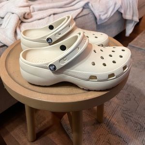 Platform crocs